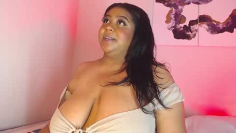Snapshot of bianca_follerach_ chatting on 04.28.26 Bianca Follerach online show from 04.28.26