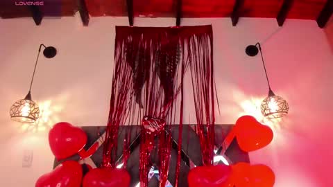 Snapshot of bianca_zaens1 chatting on 02.14.25 B I A N C A online show from 02.14.25