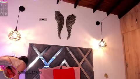 Snapshot of bianca_zaens1 chatting on 11.29.25 B I A N C A online show from 11.29.25