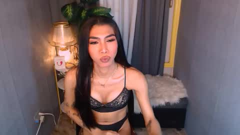 Snapshot of biancahugedick chatting on 02.21.26 biancahugedick online show from 02.21.26