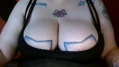 Snapshot of bianka_star_ chatting on 12.30.24 bianca online show from 12.30.24