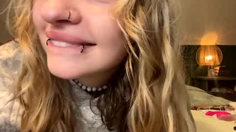 Snapshot of bibaby_ellie_ chatting on 03.13.26 Ellie online show from 03.13.26