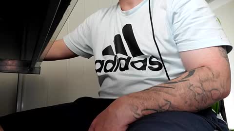 Snapshot of big_balls_big_load chatting on 01.24.25 big_balls_big_load online show from 01.24.25