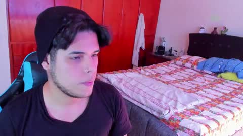 Snapshot of big_cockjughead chatting on 10.01.25 Logan Sprouse online show from 10.01.25