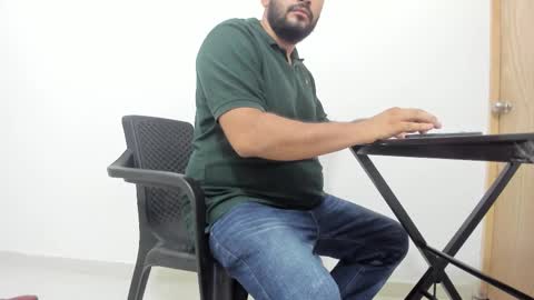 Snapshot of big_dad69 chatting on 09.29.25 Tommy online show from 09.29.25