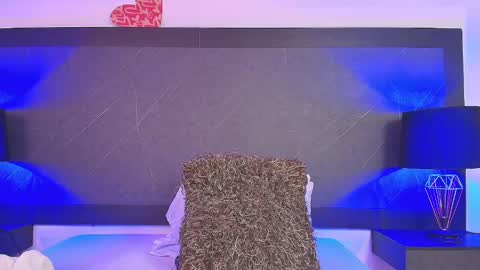 Tell me Sophia  online show from 12.09.24