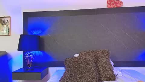 Tell me Sophia  online show from 12.25.24