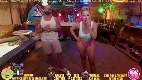 Snapshot of bigbananamilfshake chatting on 09.09.25 Mya and Angelo online show from 09.09.25