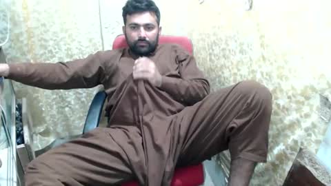 Snapshot of bigbbc999 chatting on 01.28.25 arab bbc online show from 01.28.25