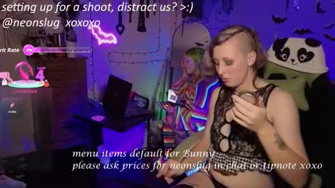 bigbearandbunny online show from 12.18.25