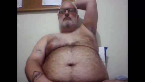 Snapshot of bigbearhector chatting on 03.12.26 BigBearXXX online show from 03.12.26