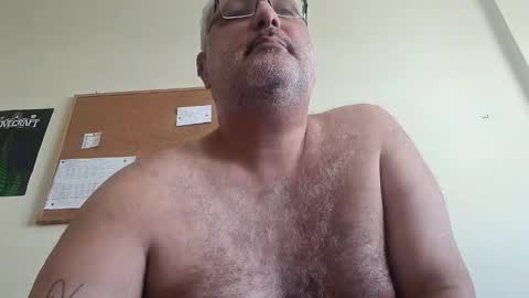 Snapshot of bigbearhector chatting on 03.15.26 BigBearXXX online show from 03.15.26
