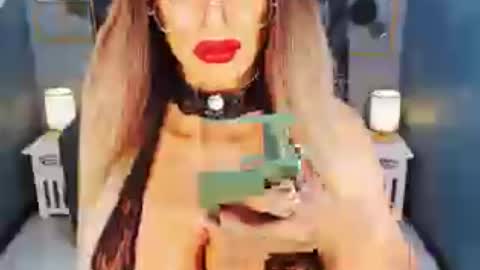 Snapshot of bigbomblhoraine chatting on 06.17.26 Loraine Cruz online show from 06.17.26