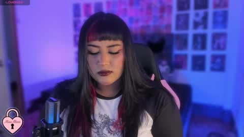 Snapshot of bigboobs_cloe chatting on 11.14.25 bigboobs cloe online show from 11.14.25