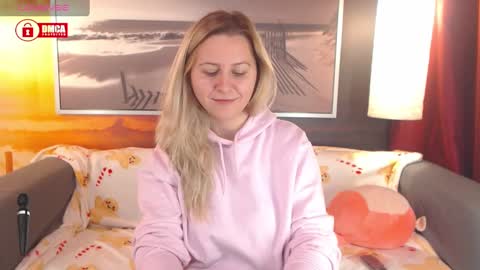 Snapshot of bigboobsarri chatting on 12.12.24 BigBoobsArri online show from 12.12.24