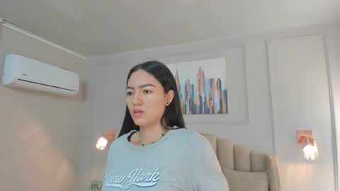 Snapshot of bigboobsnaughty1 chatting on 09.30.25 online show from 09.30.25