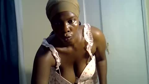 Vee online show from 10.25.25