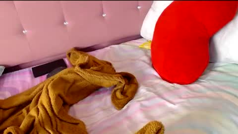 Snapshot of bigclit_luisa chatting on 12.16.24 bigclit_luisa online show from 12.16.24