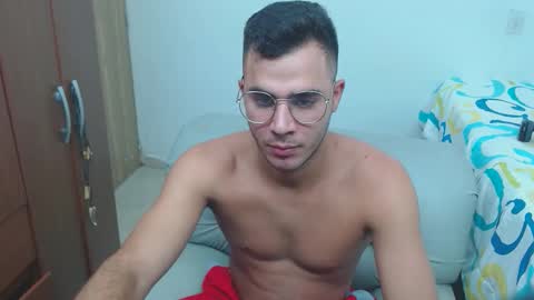 Isaac online show from 06.08.26