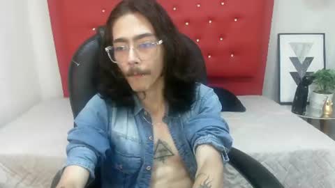 Snapshot of bigcock_robert chatting on 06.20.26 ROBB online show from 06.20.26