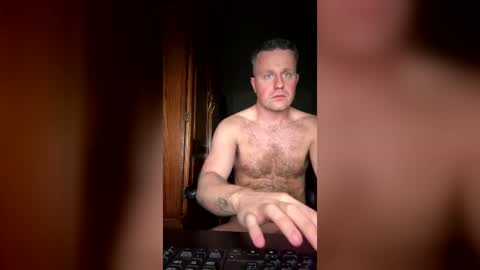 Snapshot of bigcockdude31 chatting on 07.17.26 bigcockdude31 online show from 07.17.26