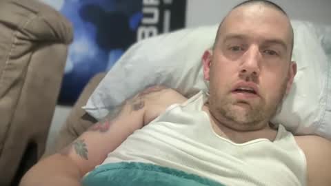 bigcocksuckingslut online show from 02.01.25