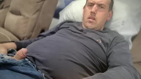 bigcocksuckingslut online show from 03.08.25