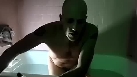 Snapshot of bigdickdaddy7201979564868 chatting on 11.25.25 bigdickdaddy7201979564868 online show from 11.25.25