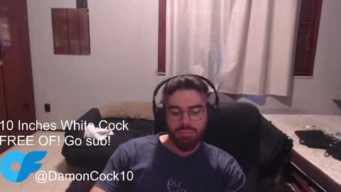 Snapshot of bigdickpfl chatting on 04.17.26 Call me Damon - online show from 04.17.26