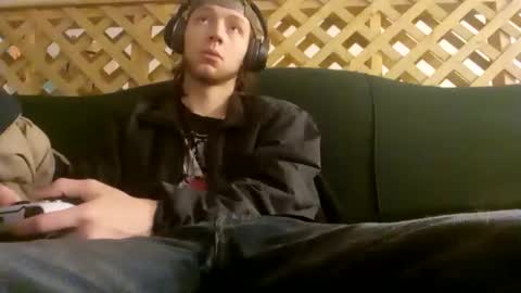 Snapshot of biggestboiiii chatting on 12.03.25 biggestboiiii online show from 12.03.25