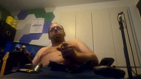 biggydee8989 online show from 10.25.25