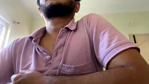 Snapshot of bighandsomesatisfy chatting on 12.31.24 bighandsomesatisfy online show from 12.31.24