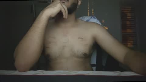 Snapshot of bighandsomesatisfy chatting on 10.26.25 bighandsomesatisfy online show from 10.26.25