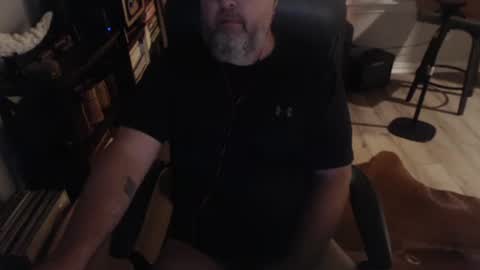 Snapshot of bighugmugg chatting on 06.05.26 bighugmugg online show from 06.05.26