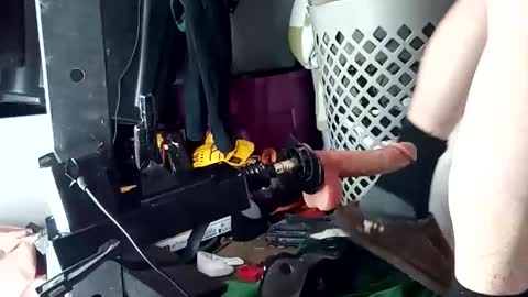 bigmanaround9 online show from 10.30.25