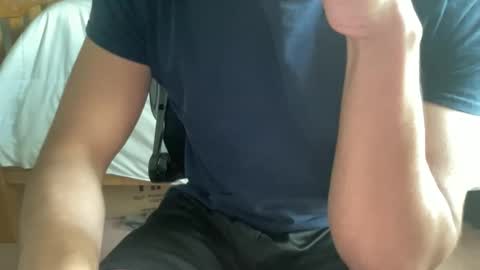 bigmanhaha12 online show from 10.22.25