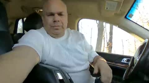 Snapshot of bigmeatman67 chatting on 12.21.25 bigmeatman67 online show from 12.21.25