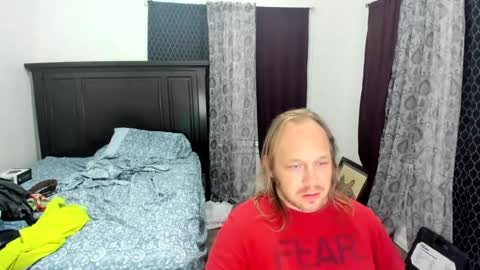 Snapshot of bigmike20129020 chatting on 09.19.25 bigmike20129020 online show from 09.19.25