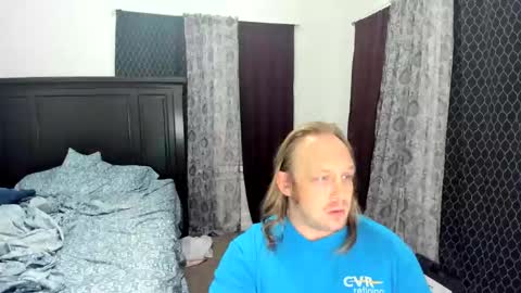 Snapshot of bigmike20129020 chatting on 10.05.25 bigmike20129020 online show from 10.05.25