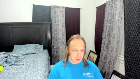Snapshot of bigmike20129020 chatting on 10.09.25 bigmike20129020 online show from 10.09.25