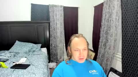 Snapshot of bigmike20129020 chatting on 10.11.25 bigmike20129020 online show from 10.11.25