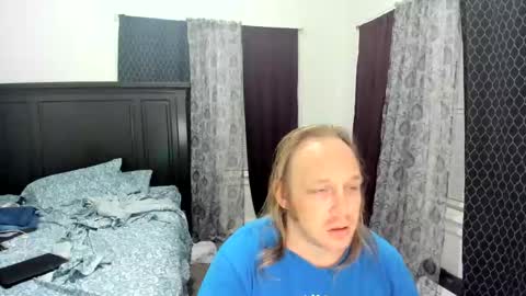 Snapshot of bigmike20129020 chatting on 10.17.25 bigmike20129020 online show from 10.17.25