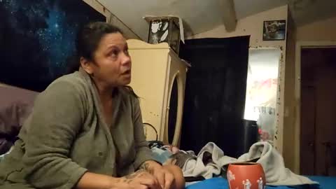 the Mini mami online show from 03.04.25