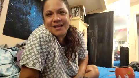 the Mini mami online show from 03.04.25