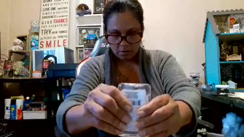 the Mini mami online show from 11.12.25