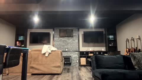 bigskinnyboyshh online show from 01.30.25