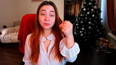 Snapshot of bigsmiletits chatting on 01.05.25 Julia online show from 01.05.25