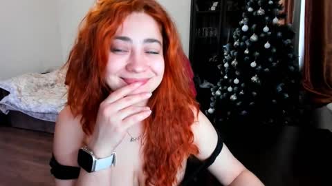 Snapshot of bigsmiletits chatting on 01.29.25 Julia online show from 01.29.25