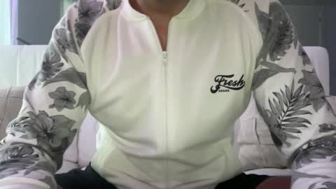 Snapshot of bigsong78 chatting on 01.08.26 BigHardCock horny Balearic Islands online show from 01.08.26