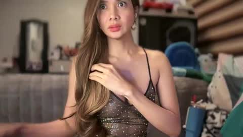 Yna     online show from 01.13.25